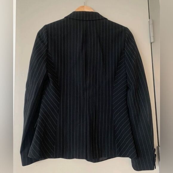 Jaeger blazer and skirt - Picture 3 of 7